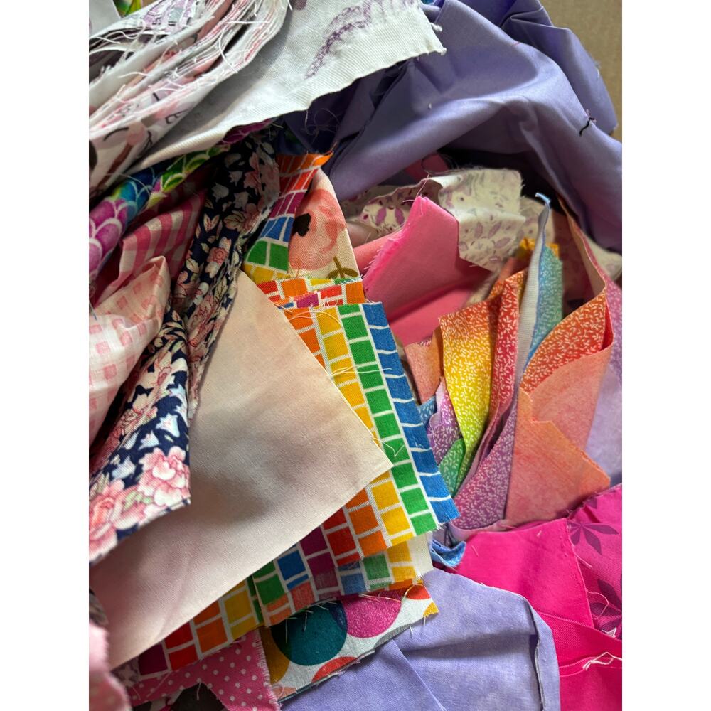 Cotton Fabric Remnants 3 Pounds Quilting Sewing Scrap Lot Rainbow Pink Purple - Picture 2 of 3
